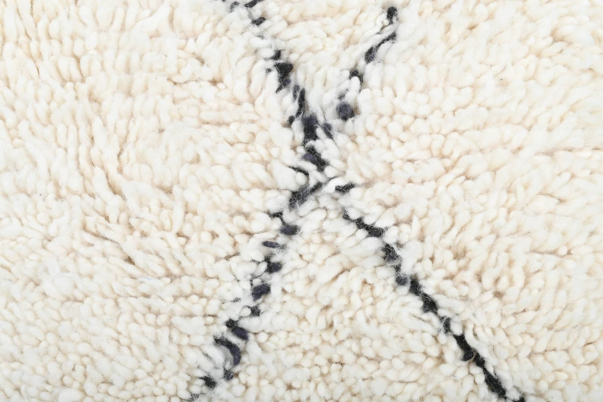 Alfombra Marroquí Hecha a Mano de Lana 3x4 - Alfombra de Área Boho en Marfil y Negro con Diamantes para Sala de Estar y Dormitorio - Beni Ourain - Image 6