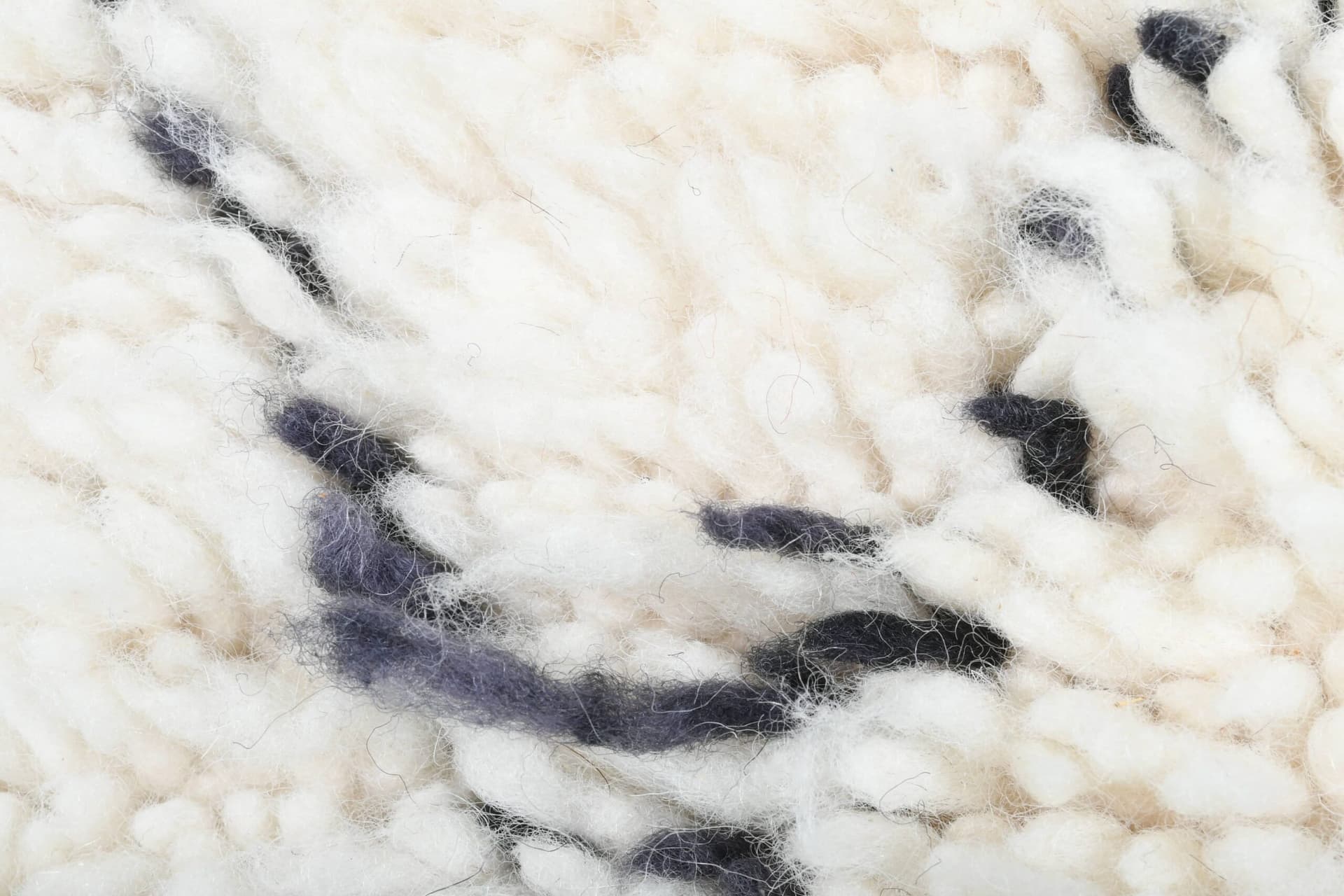 Alfombra Marroquí Hecha a Mano de Lana 3x4 - Alfombra de Área Boho en Marfil y Negro con Diamantes para Sala de Estar y Dormitorio - Beni Ourain - Image 9