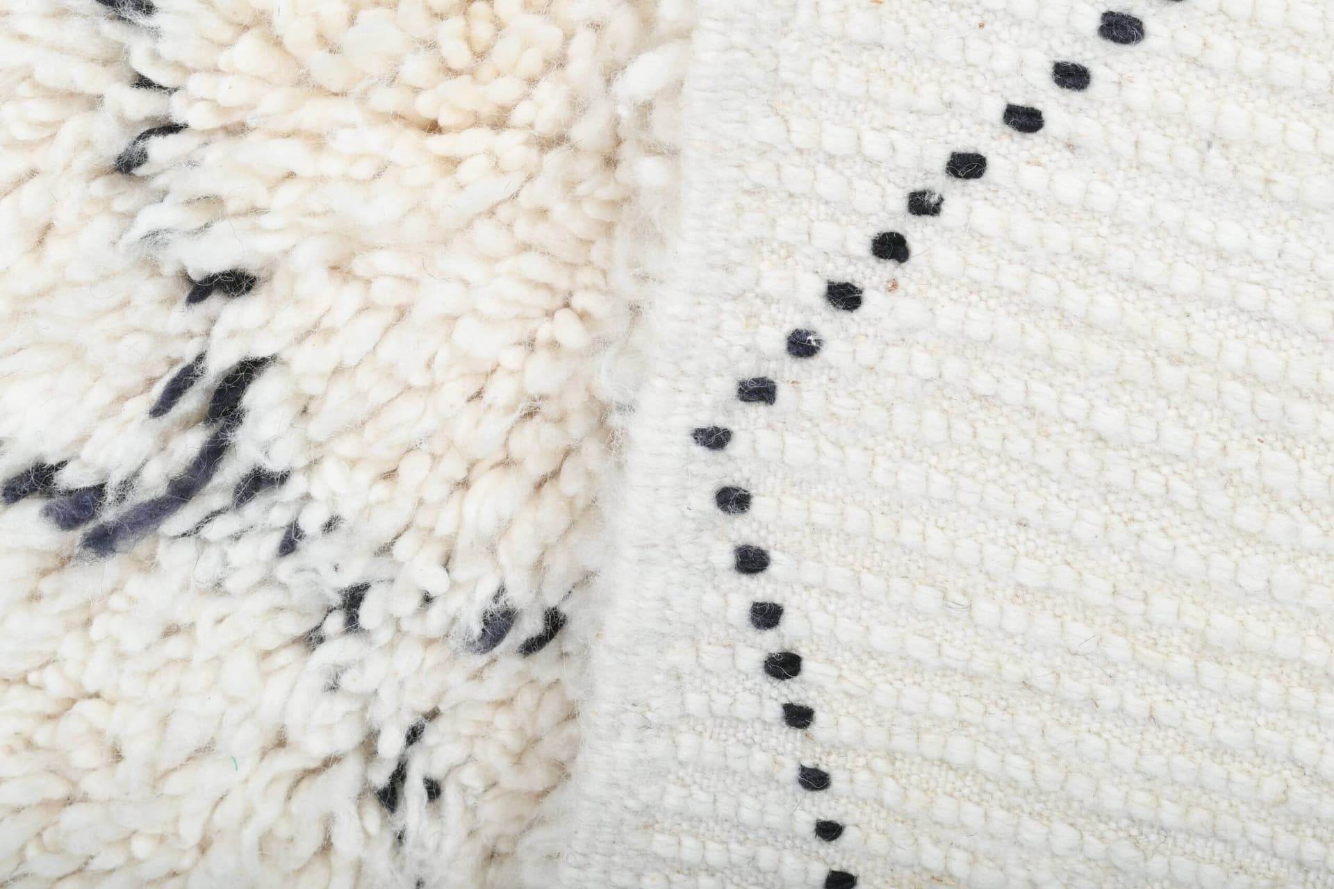 Alfombra Marroquí Hecha a Mano de Lana 3x4 - Alfombra de Área Boho en Marfil y Negro con Diamantes para Sala de Estar y Dormitorio - Beni Ourain - Image 10