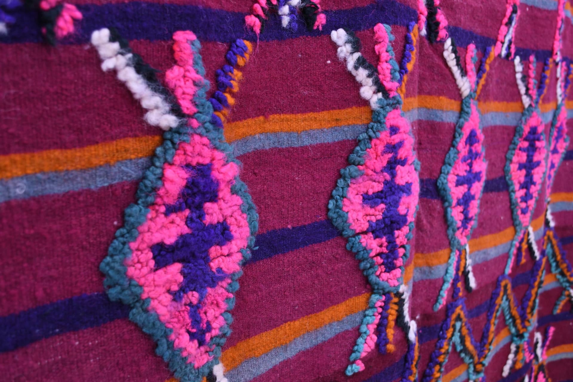 Handmade Moroccan Talsint Rug in Pink Wool - 150x246cm Unique Design - Image 9