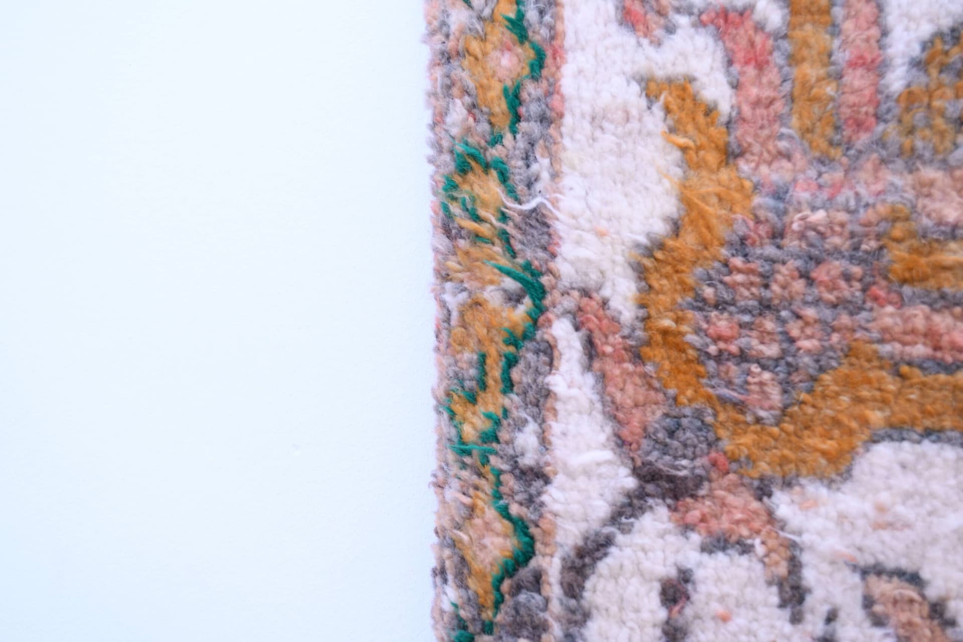 Authentic Moroccan Rabati Rug 176x299 cm - Peach Wool Handmade Beauty - Image 5