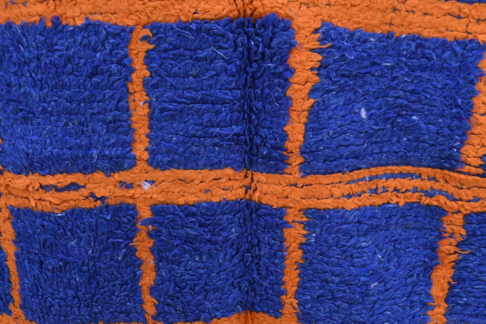 Handmade Blue Moroccan Boujaad Wool Rug 118x238cm - Bold Geometric Design - Image 7