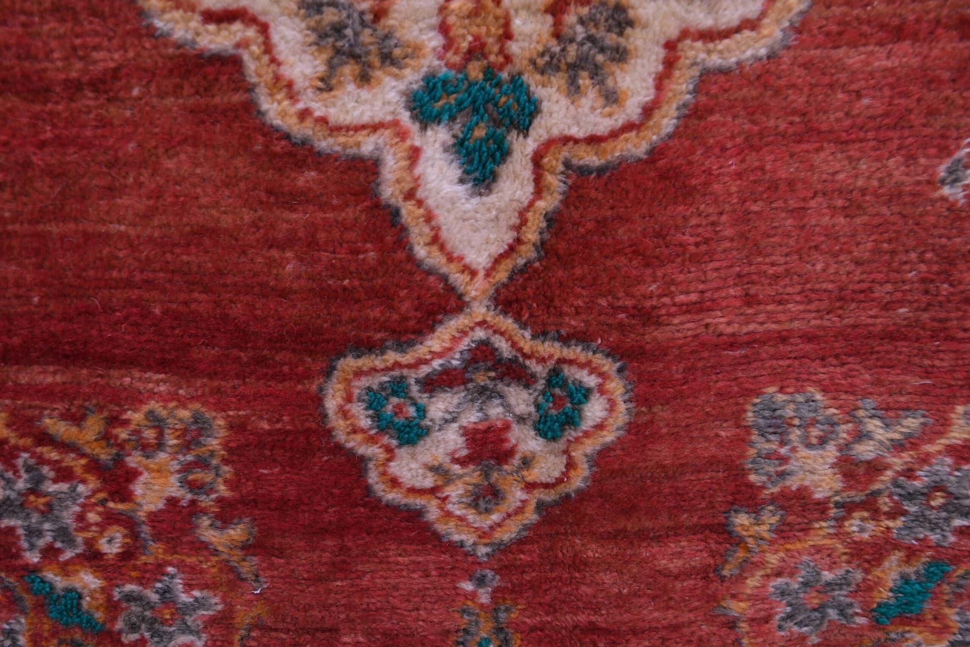 Authentic Moroccan Rabati Wool Rug 106x178cm - Rich Red with Intricate Patterns - Image 7